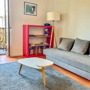 https://appartement-ideal-en-plein-centre-ville-proche-lac.hotels-rhonealpes.com